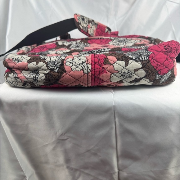 Vera Bradley Retired Pattern Mocha Rouge Tech Bag - Good Condition - Picture 12 of 16